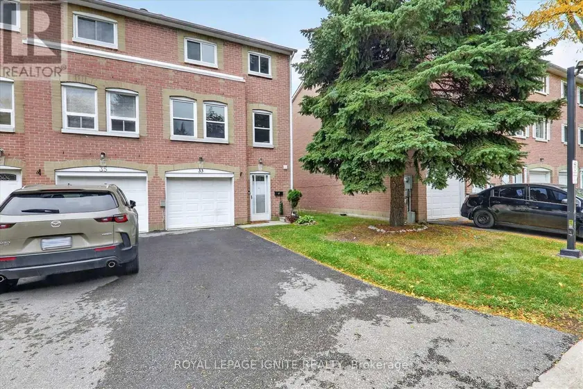 Townhouse at 33 - 200 MURISON BOULEVARD, Toronto