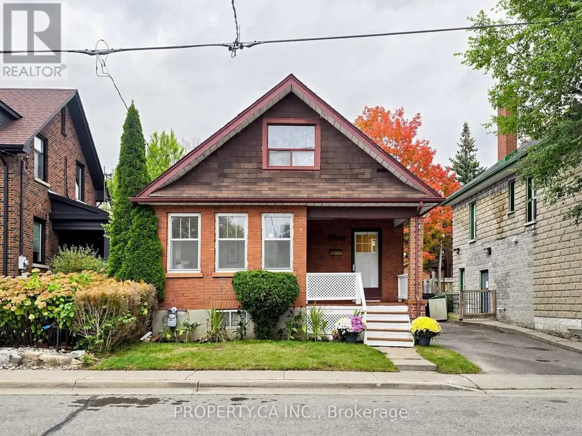 Detached at 205 DEARBORN AVENUE, Oshawa