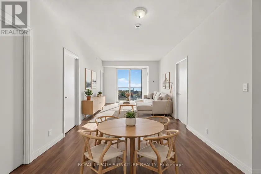 Apartment at Unit 1010