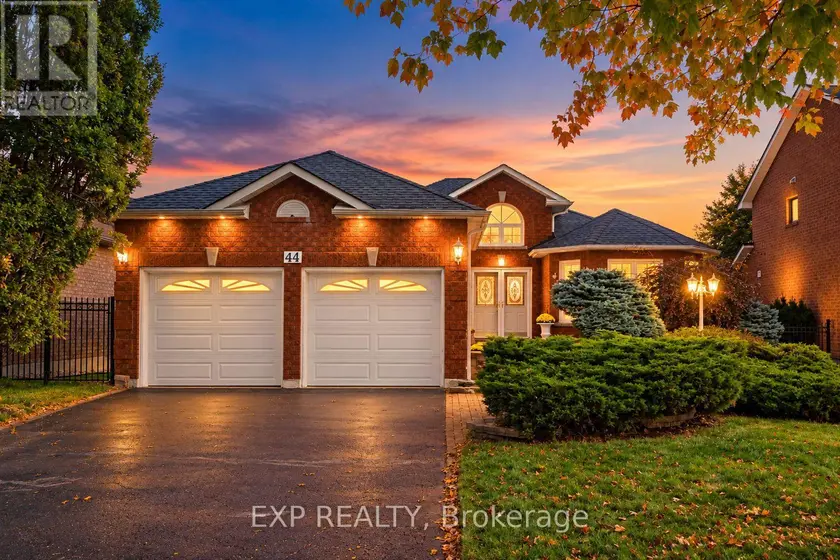 Detached at 44 FINNEGAN PLACE, Whitby