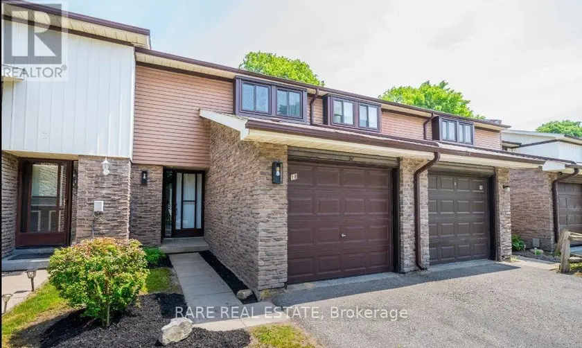 Townhouse at 18 - 221 ORMOND DRIVE, Oshawa