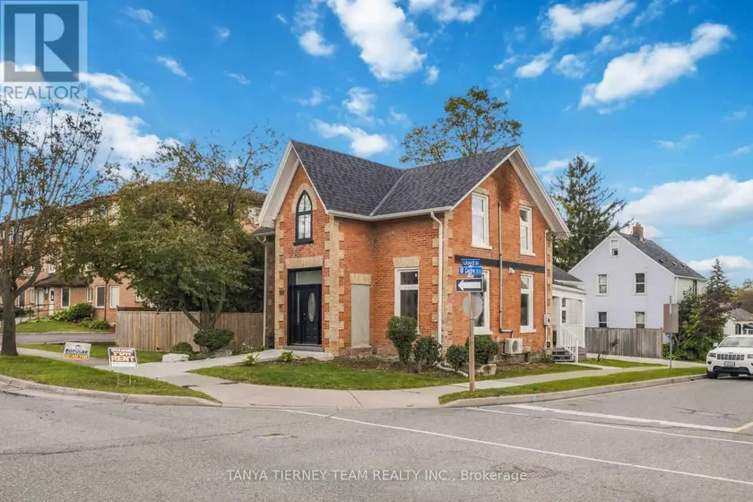 Detached at UPPER - 168 CENTRE STREET S, Oshawa