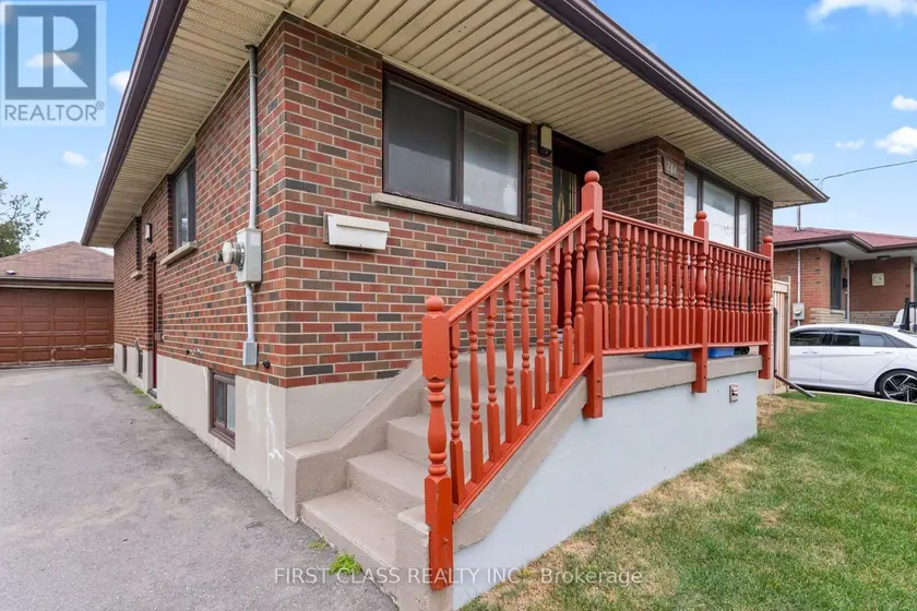 Detached at 284 JACKSON AVENUE, Oshawa