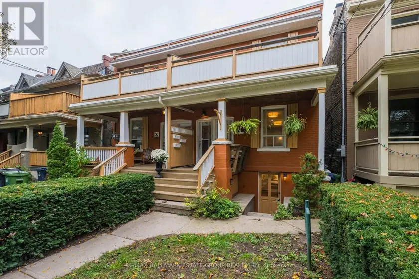 Multiplex at 32 ASHDALE AVENUE, Toronto