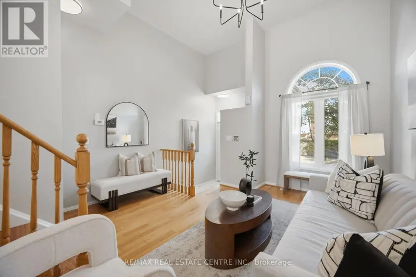 Townhouse at 96 - 83 MONDEO DRIVE, Toronto