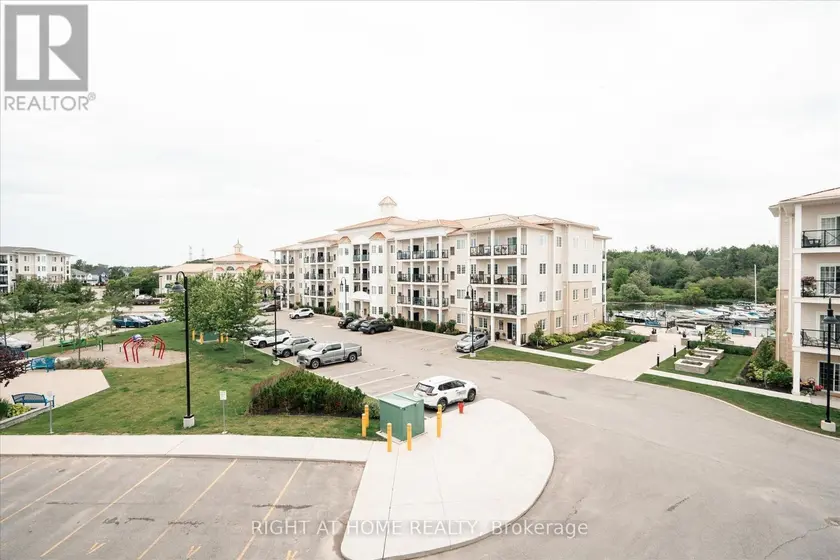 Apartment at 321 - 50 LAKEBREEZE DRIVE, Clarington