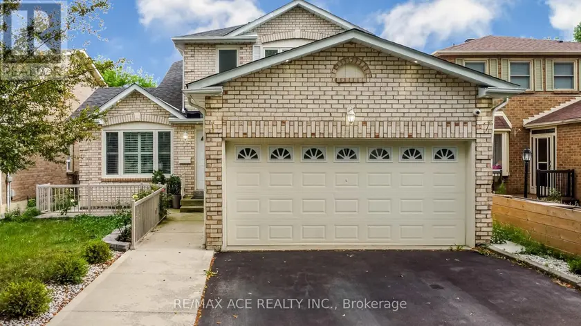 Detached at 15 BRENNAN ROAD, Ajax