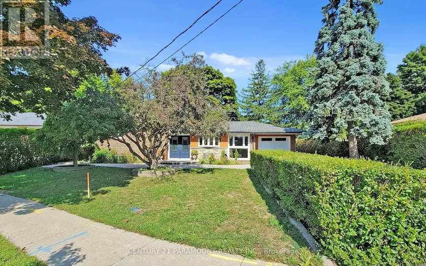Detached at 8 WATERFIELD DRIVE, Toronto