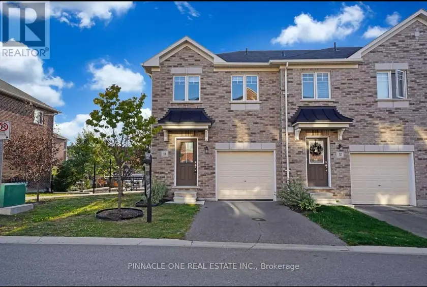 Townhouse at 34 MARKHAM TRAIL, Clarington
