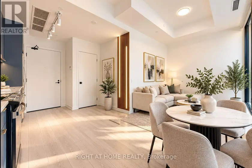 Townhouse at 138 - 1612 CHARLES STREET, Whitby