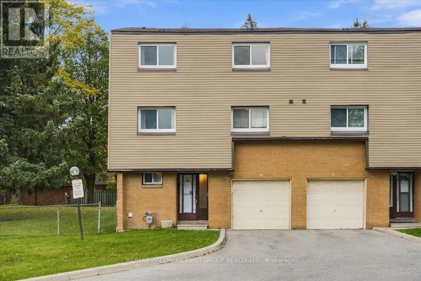 Townhouse at 4 - 1415 FIELDLIGHT BOULEVARD, Pickering