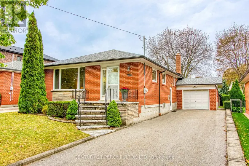 Detached at 32 BROMTON DRIVE, Toronto