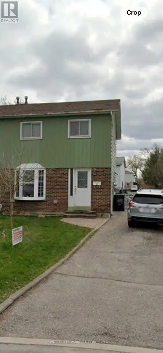 Semi-Detached/Link at 8 GOSKIN COURT, Toronto
