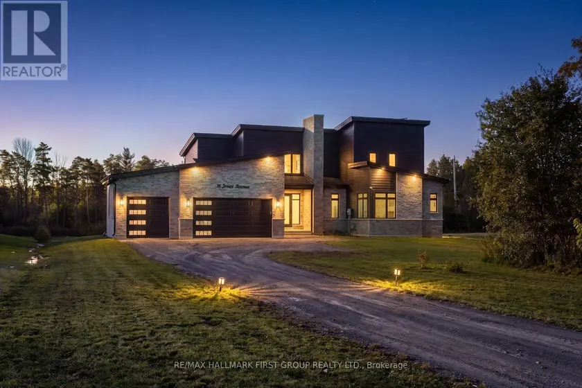 Detached at 11 JONES AVENUE, Clarington