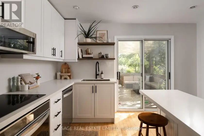 Semi-Detached/Link at 35 CHAPMAN AVENUE, Toronto