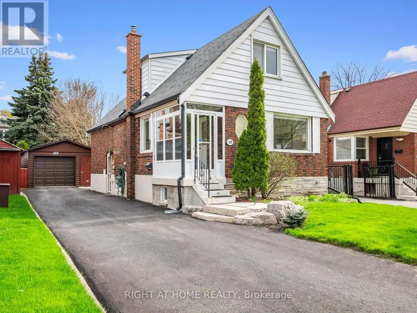 Detached at 49 AMSTERDAM AVENUE, Toronto