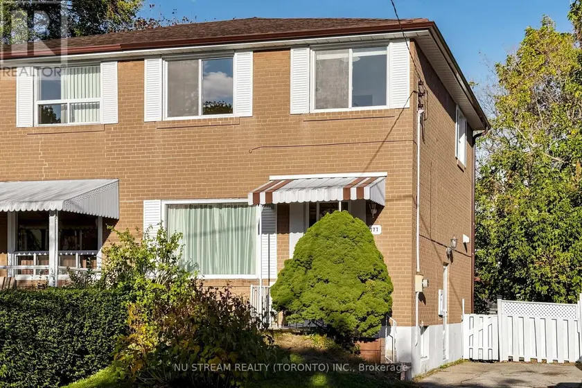 Semi-Detached/Link at 177 VAUXHALL DRIVE, Toronto