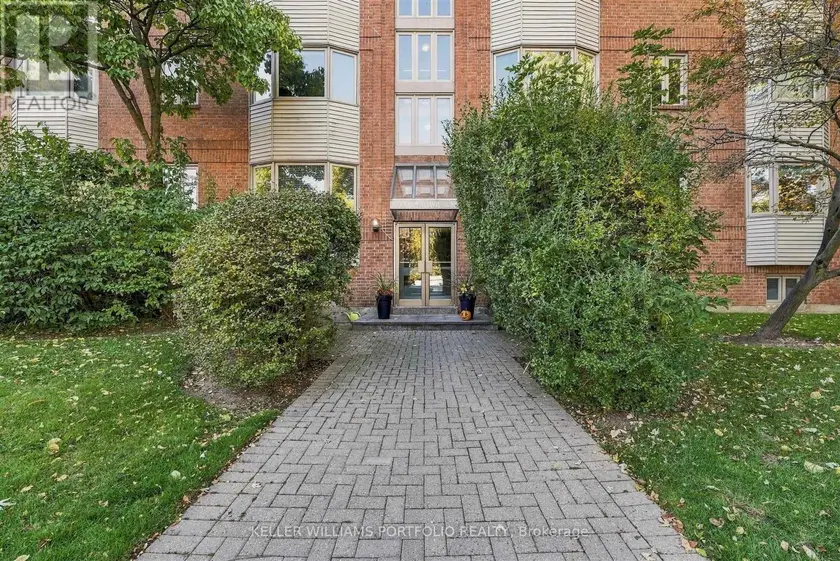Apartment at 204 - 60 KIPPENDAVIE AVENUE, Toronto