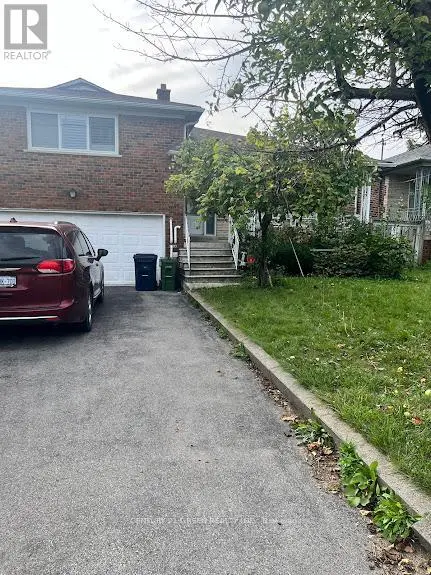 Detached at BSMT - 566 PHARMACY AVENUE, Toronto