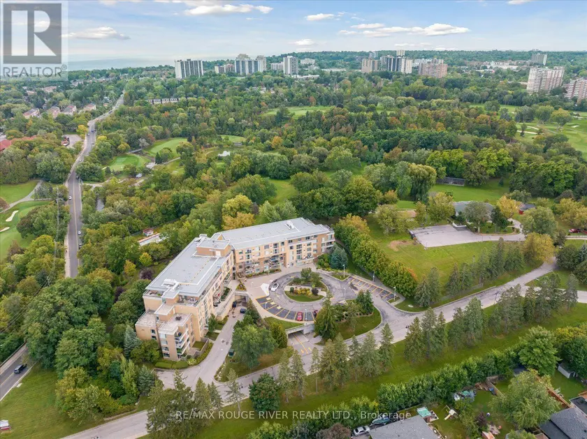 Apartment at 405 - 452 SCARBOROUGH GOLF CLUB ROAD, Toronto