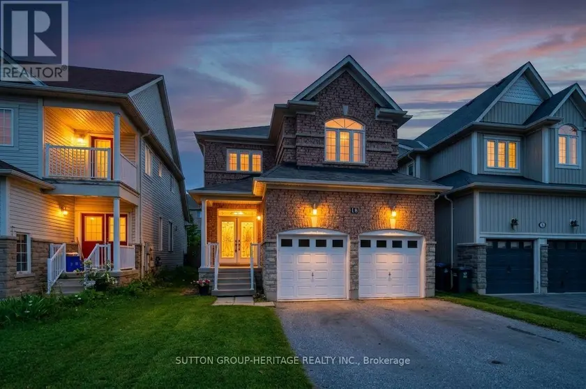 Detached at 16 SHREWSBURY DRIVE, Whitby