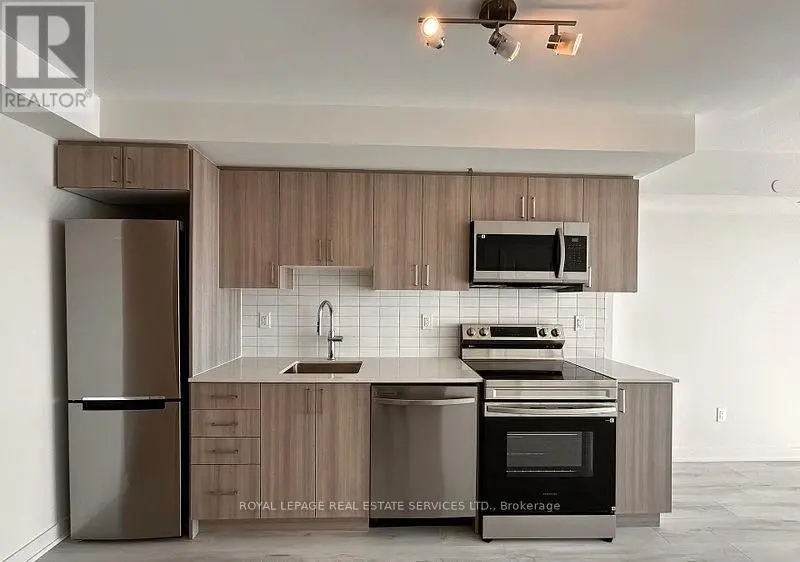 Apartment at 1707 - 1010 SANDY BEACH ROAD, Pickering