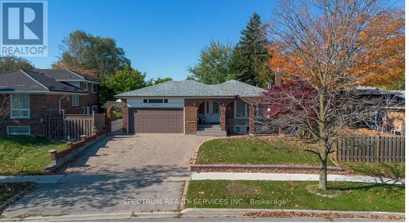 Detached at 42 BERKHAM ROAD, Toronto