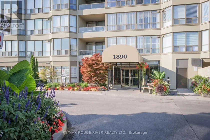 Apartment at 104 - 1890 VALLEY FARM ROAD, Pickering