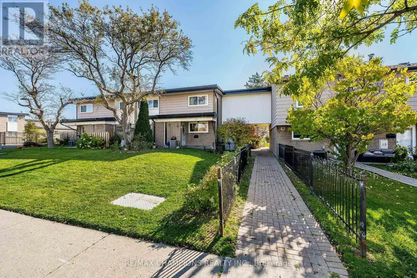 Townhouse at 17 - 925 BAYLY STREET, Pickering