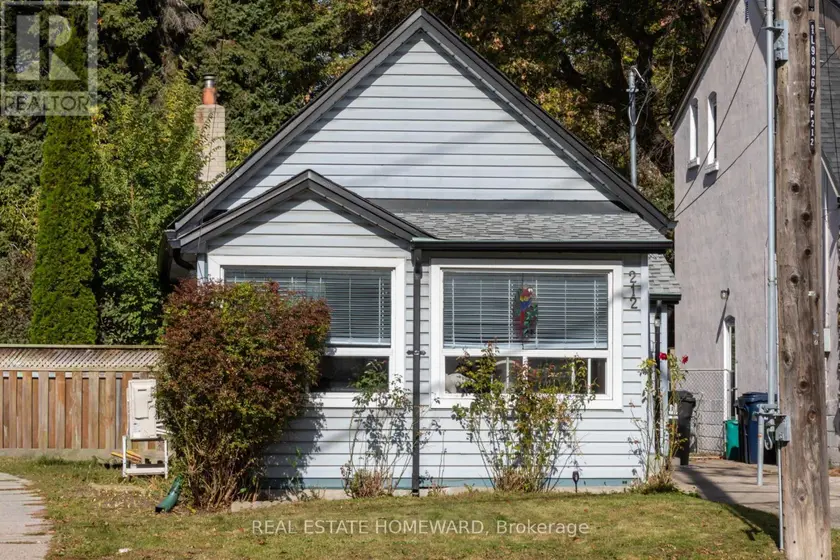 Detached at 212 CLONMORE DRIVE, Toronto
