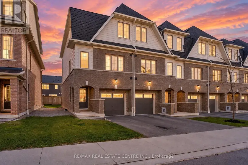 Townhouse at 91 DANZATORE PATH, Oshawa