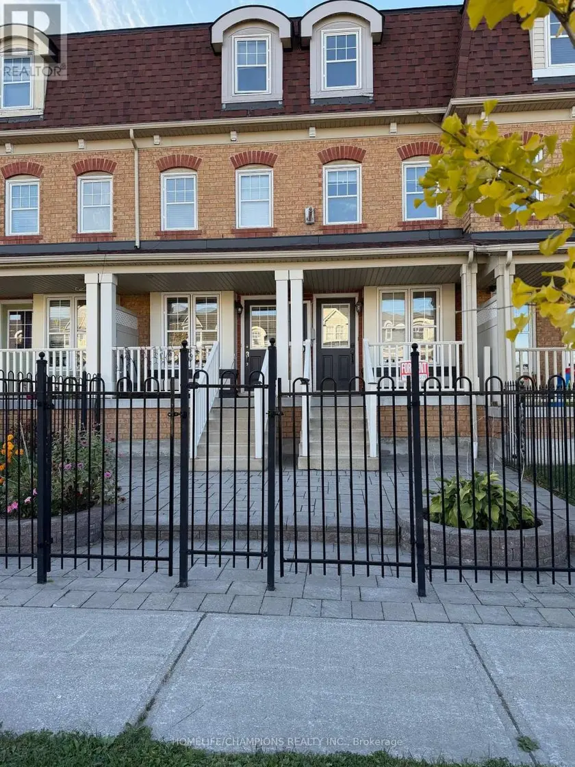 Townhouse at UNIT #2 - 32 ECOPARK GATE, Toronto