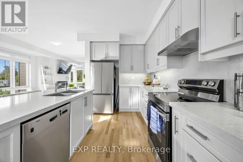 Townhouse at 537 DANKS RIDGE DRIVE, Ajax