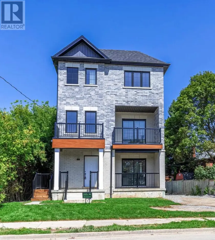 Multiplex at 4 - 24 QUEEN STREET, Clarington