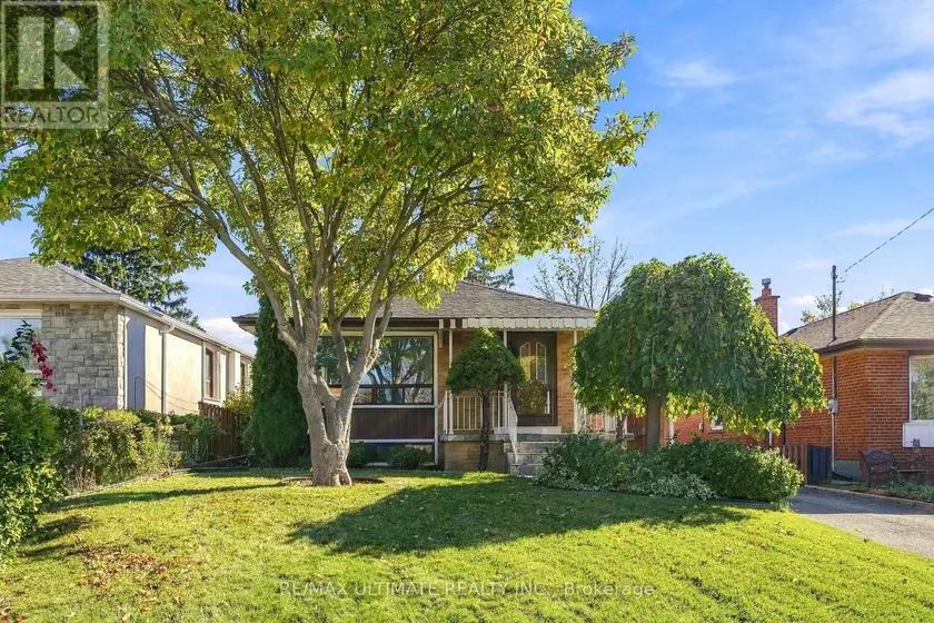 Detached at 21 TULIP DRIVE, Toronto
