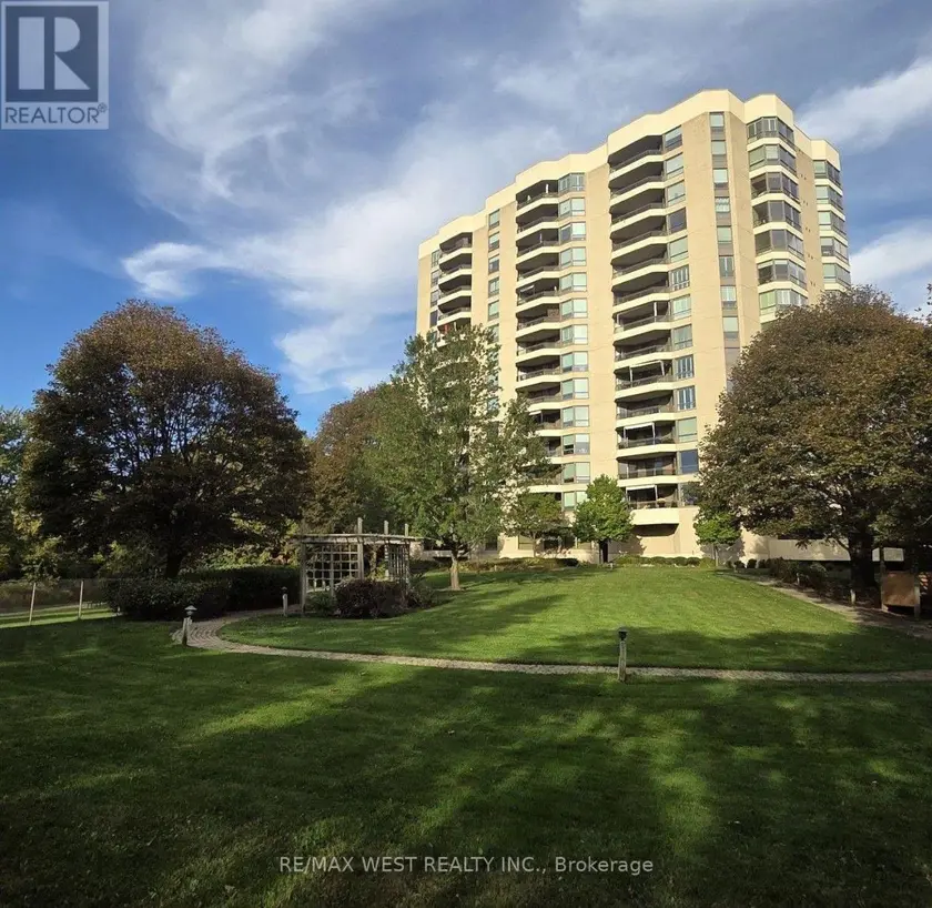 Apartment at 305 - 700 WILSON ROAD N, Oshawa