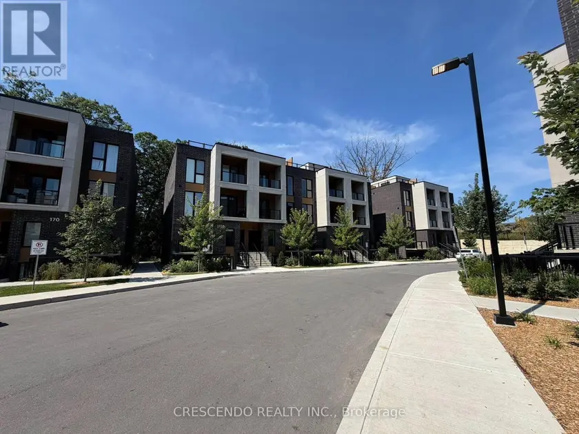 Townhouse at 8 - 176 CLONMORE DRIVE, Toronto