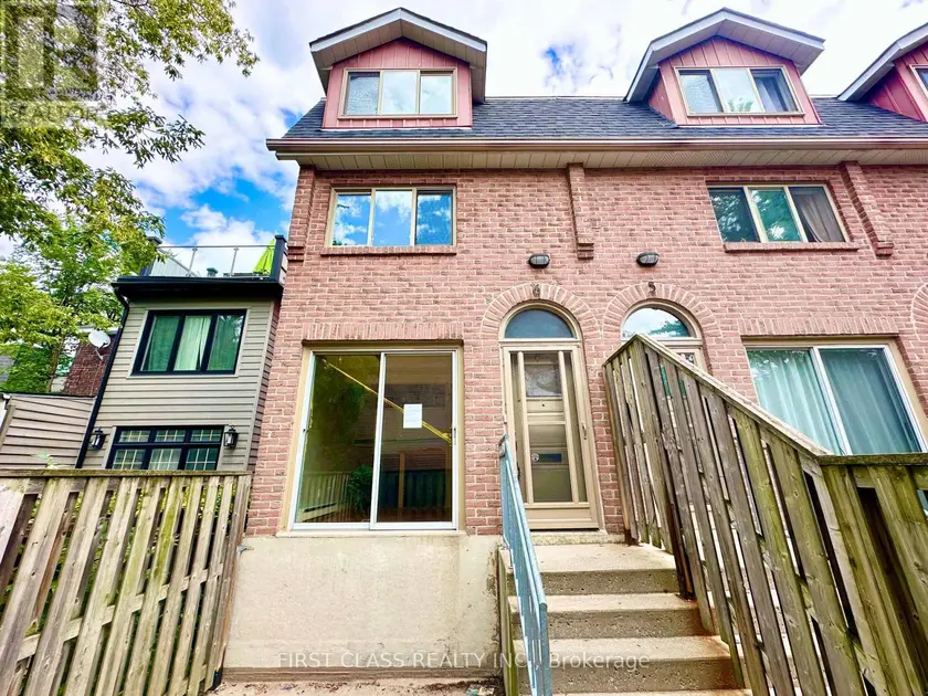 Townhouse at 6 - 32 CURZON STREET, Toronto