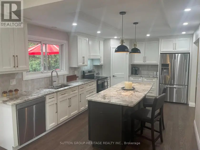 Detached at 160 LAUREL COURT, Oshawa