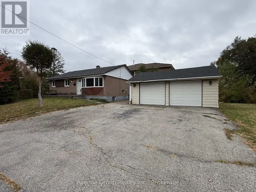 Detached at 21 BELLBROOK ROAD, Toronto