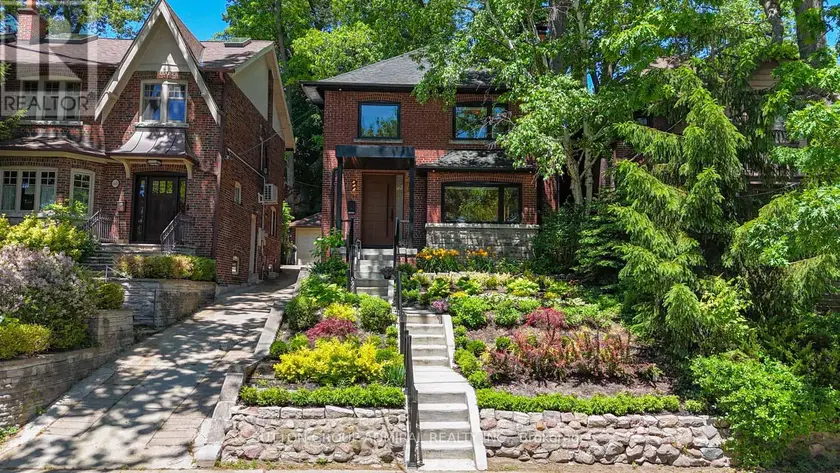 Detached at 50 BEAUFORT ROAD, Toronto