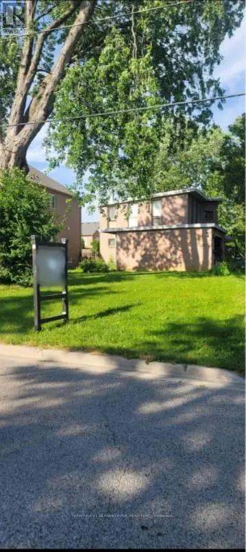 Detached at 1867 SPRUCE HILL ROAD, Pickering