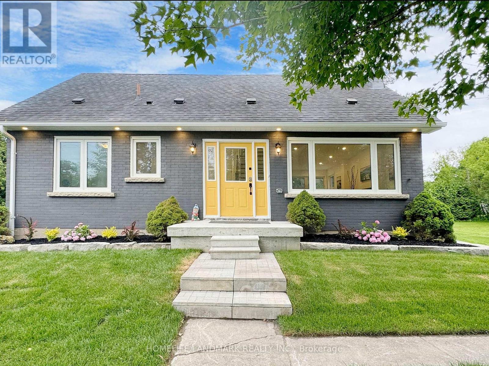 Detached at MAIN - 1661 MOUNT ALBERT ROAD, East Gwillimbury (Sharon)