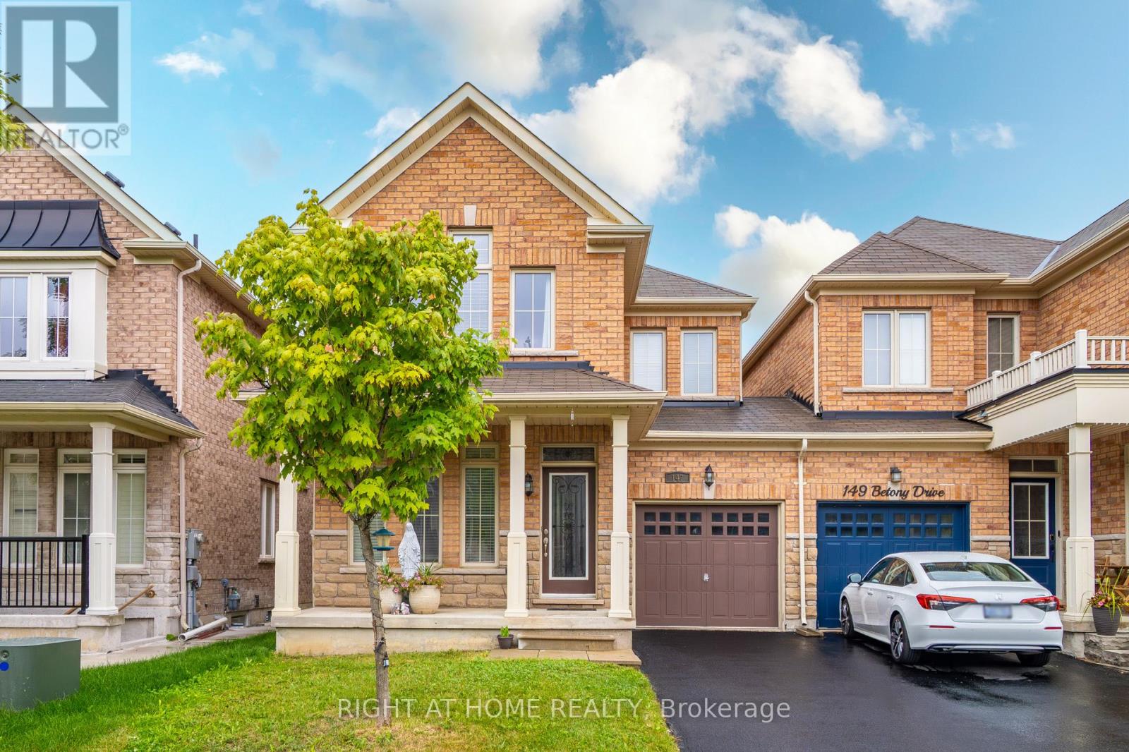 Semi-Detached/Link at 147 BETONY DRIVE, Richmond Hill (Oak Ridges)