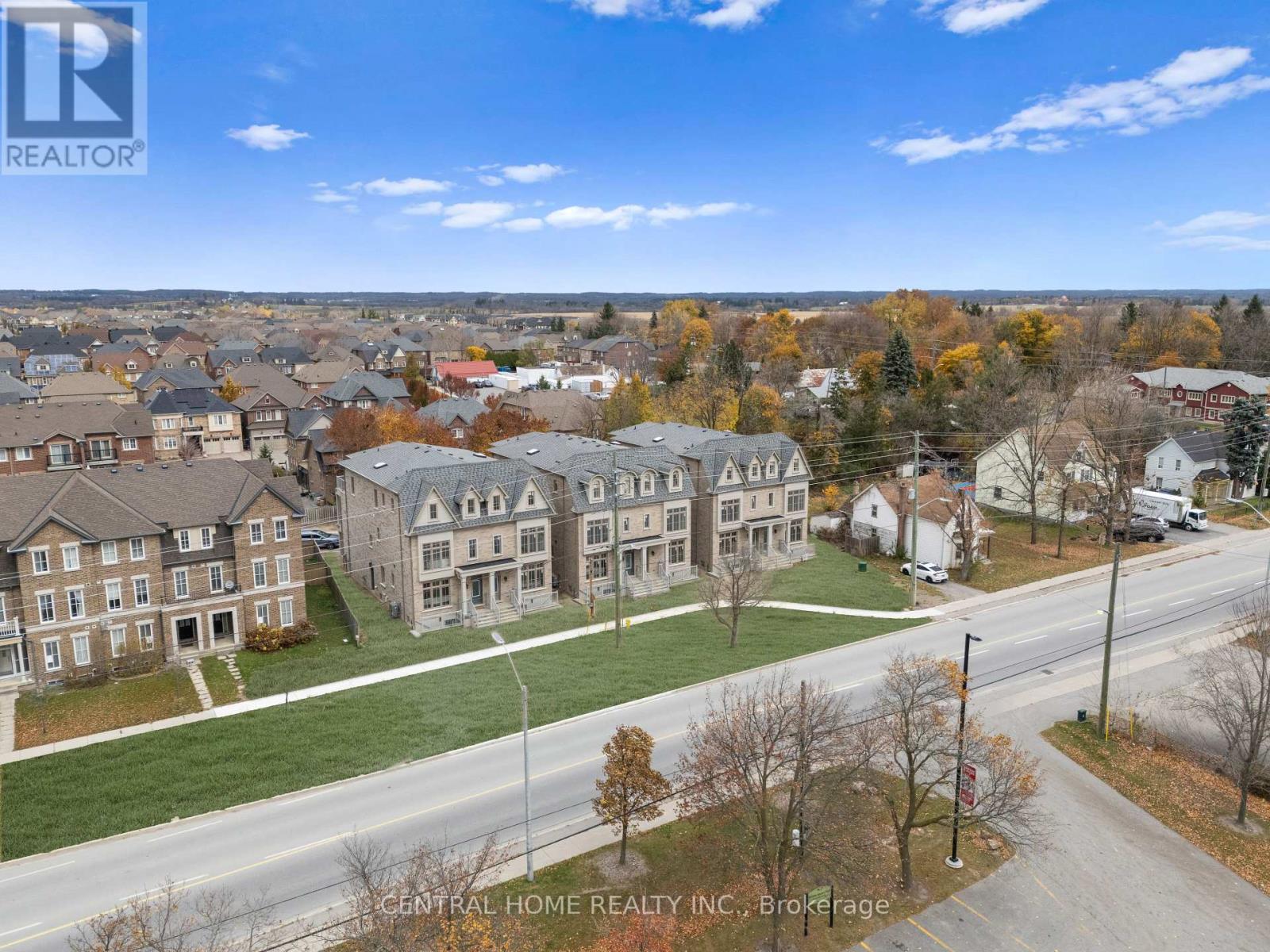 Semi-Detached/Link at 2946 ELGIN MILLS ROAD E, Markham (Victoria Square)