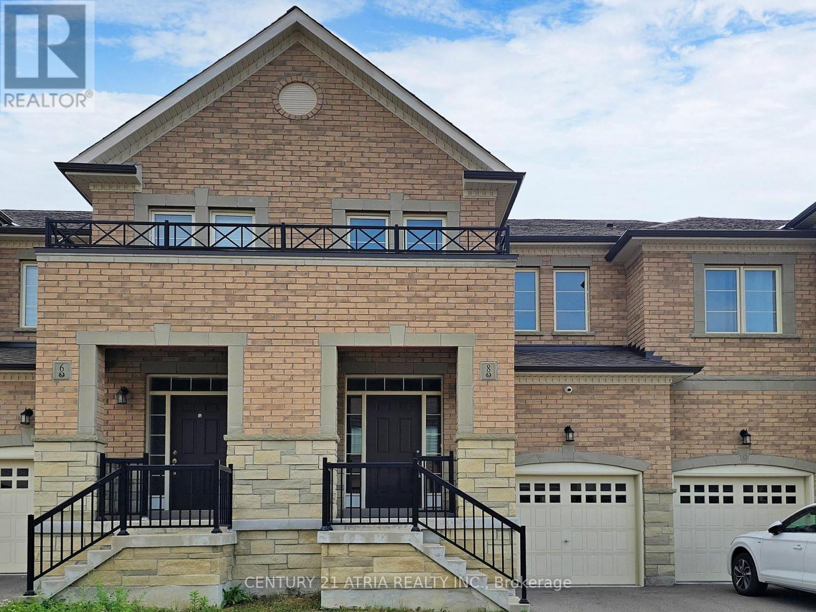 Townhouse at 8 MOONSEED LANE, Richmond Hill (Oak Ridges Lake Wilcox)