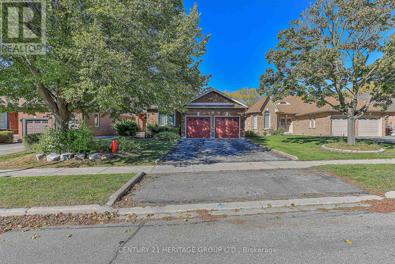 Detached at 741 COLLEGE MANOR DRIVE, Newmarket (Gorham-College Manor)
