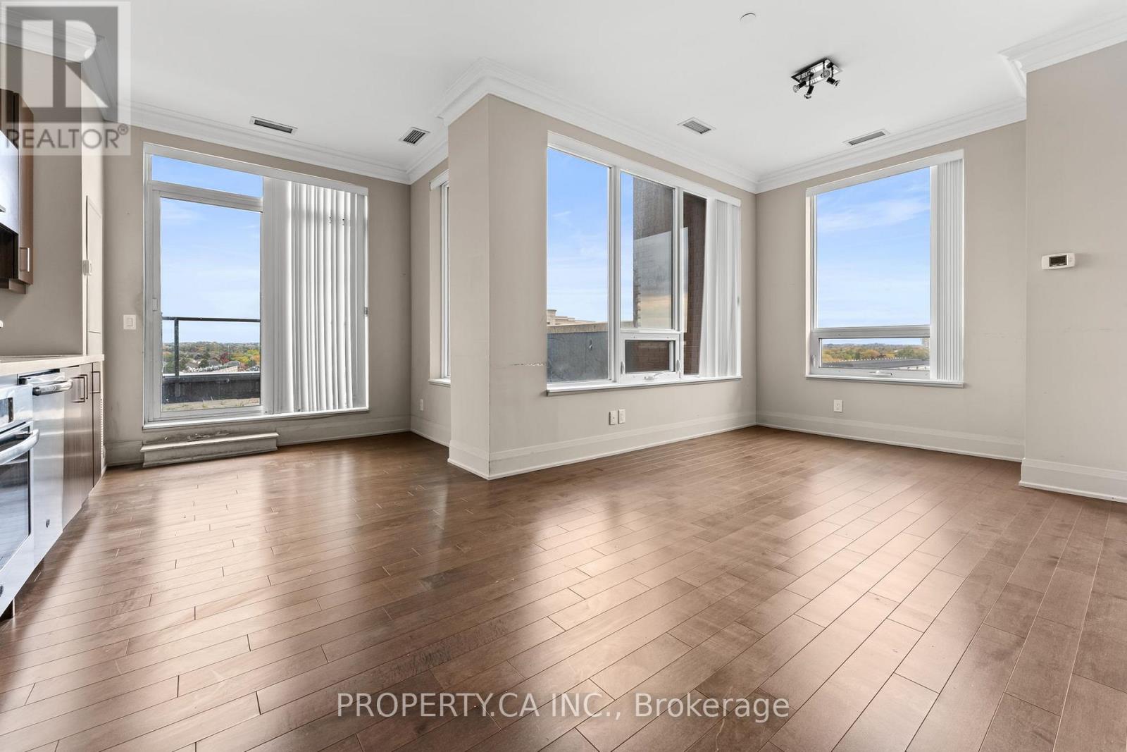 Apartment at PH15 - 28 UPTOWN DRIVE, Markham (Unionville)