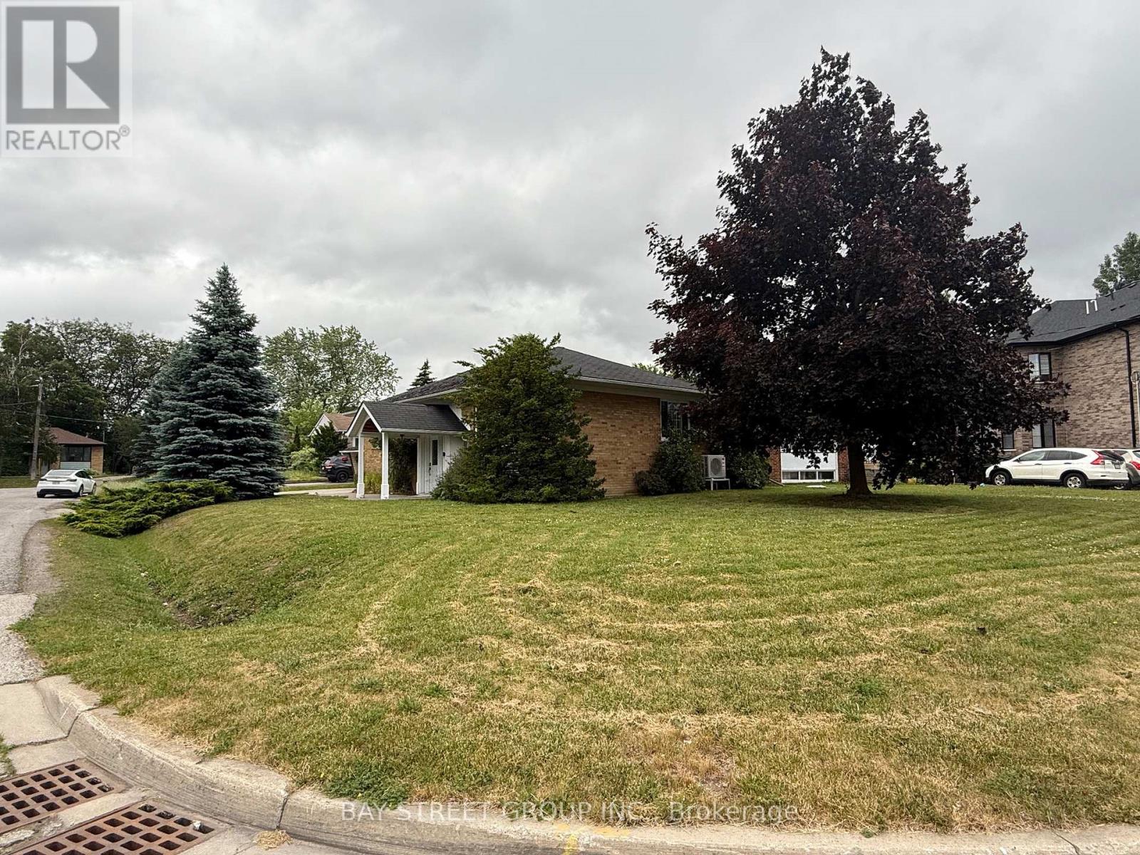 Detached at 126 CASCADE CIRCLE, Richmond Hill (Crosby)