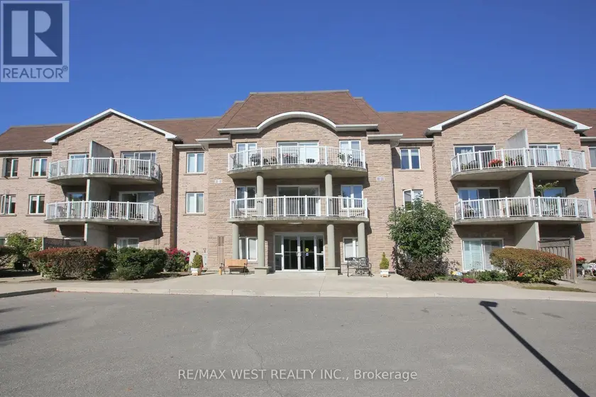 Apartment at 223 - 32 CHURCH STREET, King